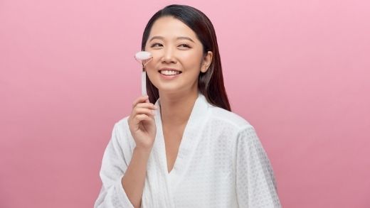 How To Use A Jade Roller (with Video Tutorial)